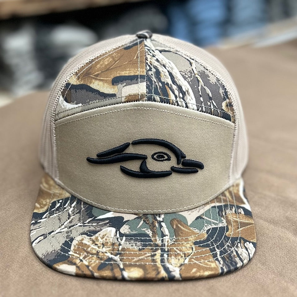 Realtree Advantage 7 Panel Duck Logo Hat
